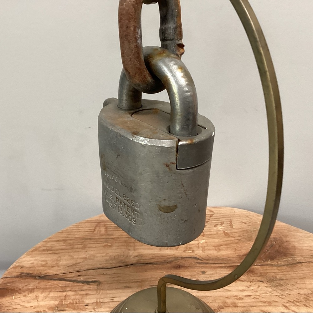 Vintage - Sargent & Greenleaf Inc. 1983 Padlock - Huge & Heavy - Collectible - Picture 6 of 13